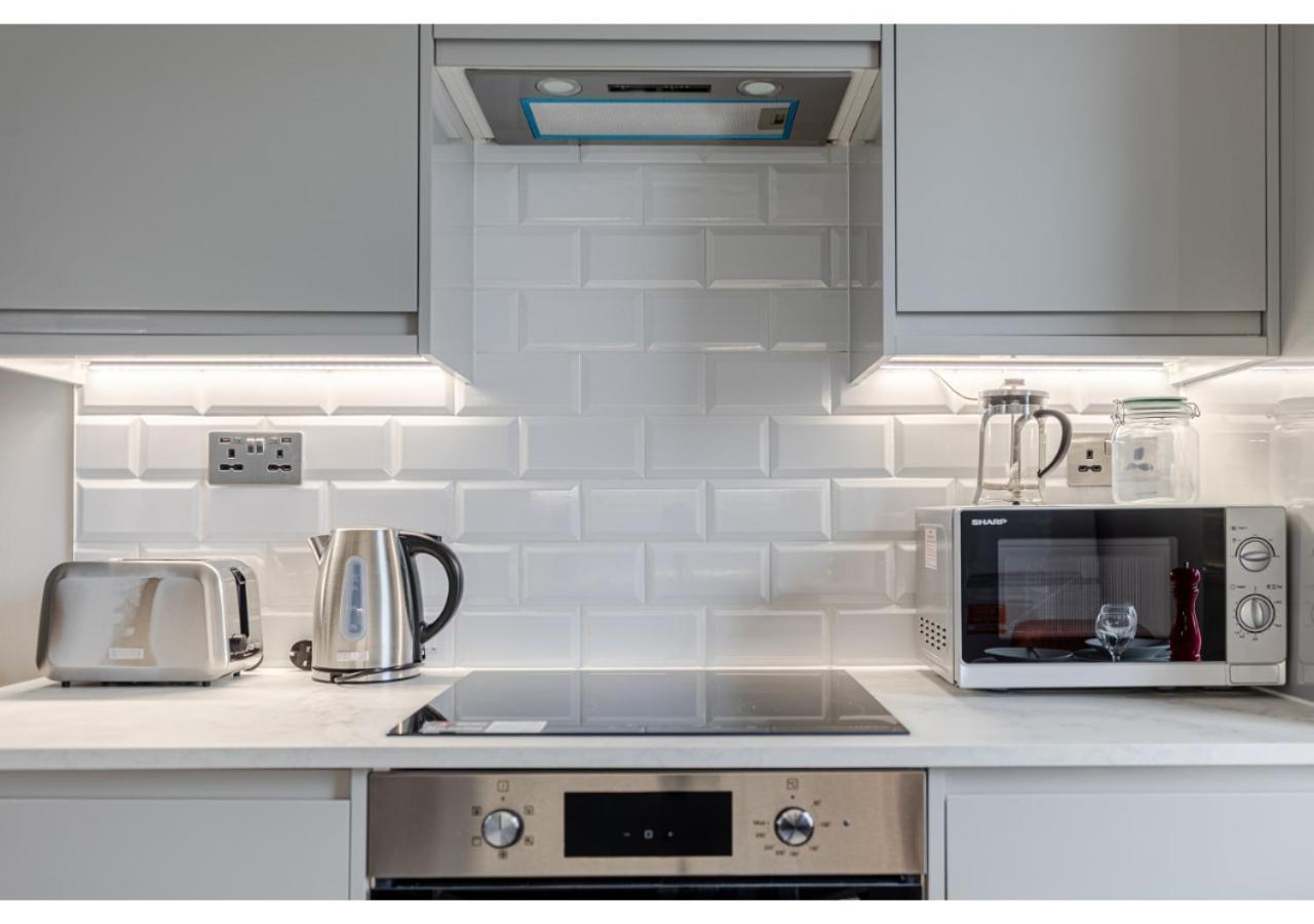 Cozy And Stylish 2 Bedroom Flat In Greater Лондон Экстерьер фото